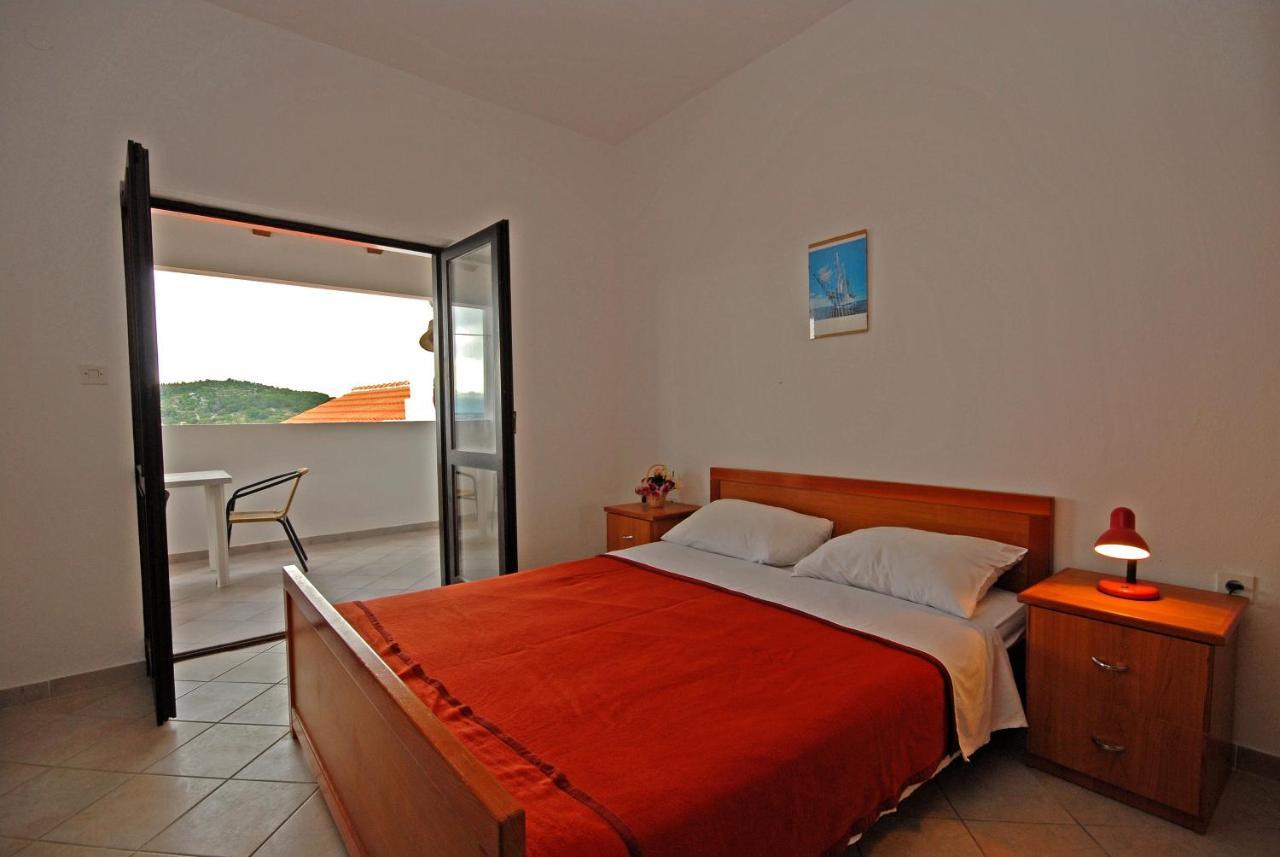 Apartments And Rooms With A Swimming Pool Kali, Ugljan - 14083 Exterior foto